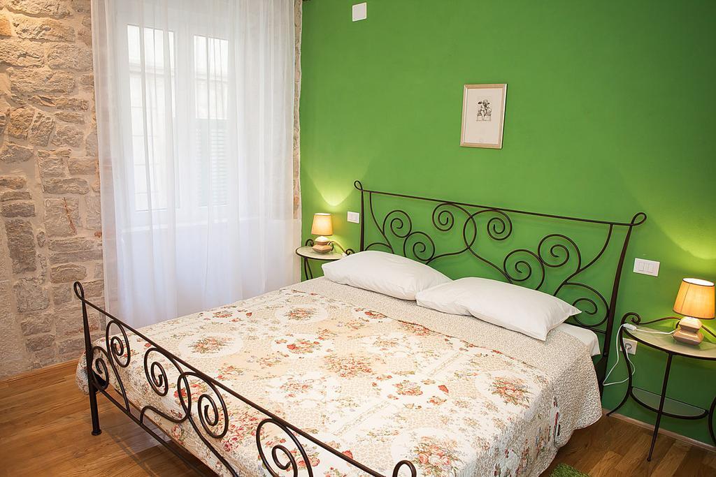 Vineyard Of Sibenik Apartamento Quarto foto